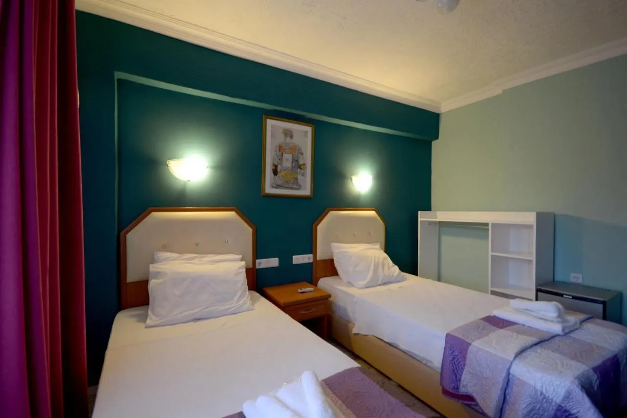 Rebetika Hotel & Bistro Selçuk